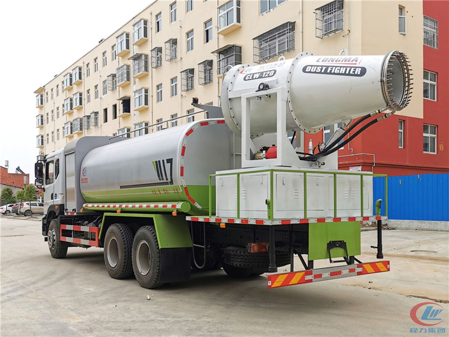 國六東風(fēng)華神T5后雙橋多功能抑塵車