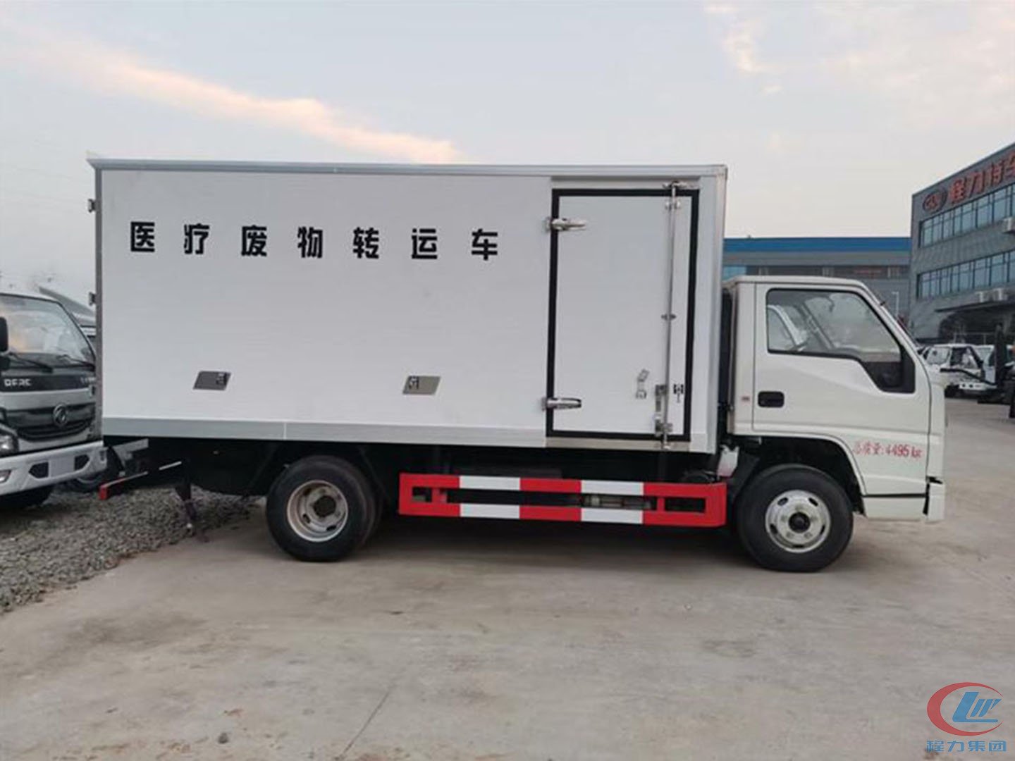 江鈴順達單排醫(yī)療廢物運轉(zhuǎn)車