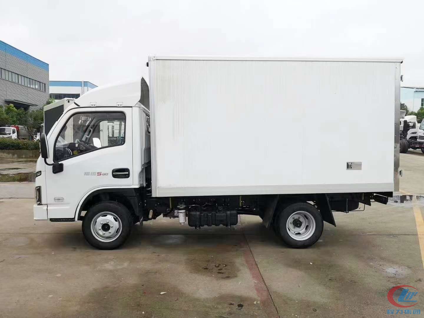 國(guó)六上汽躍進(jìn)福運(yùn)S80柴油版冷藏車