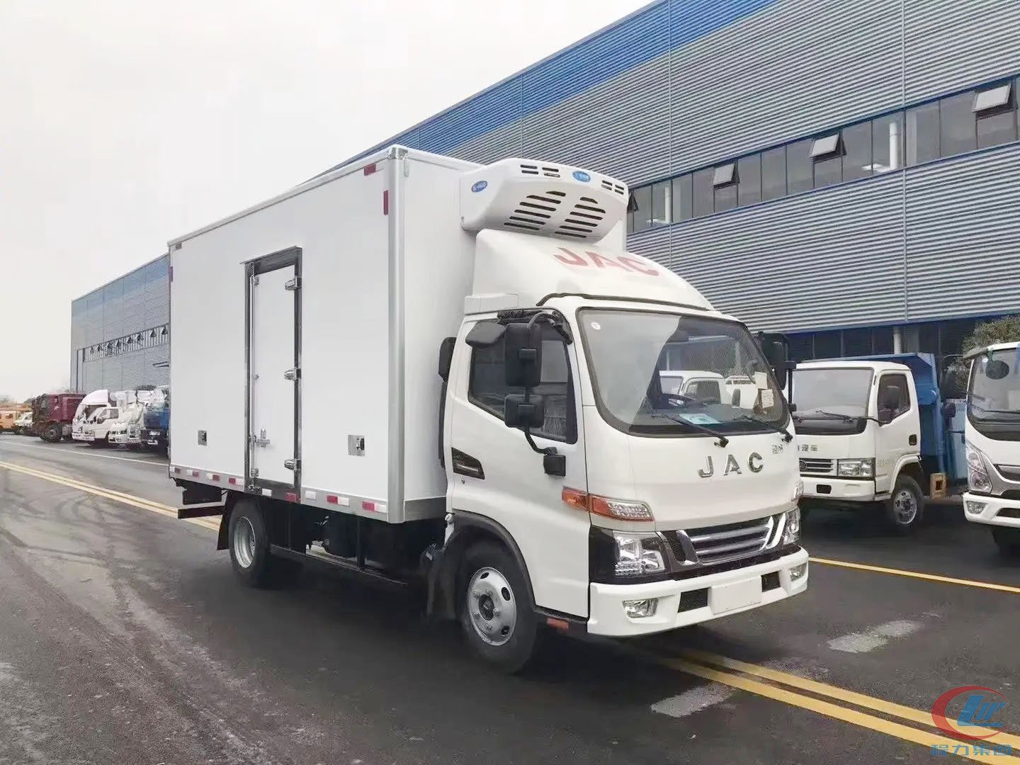 國(guó)六江淮駿鈴V5冷藏車