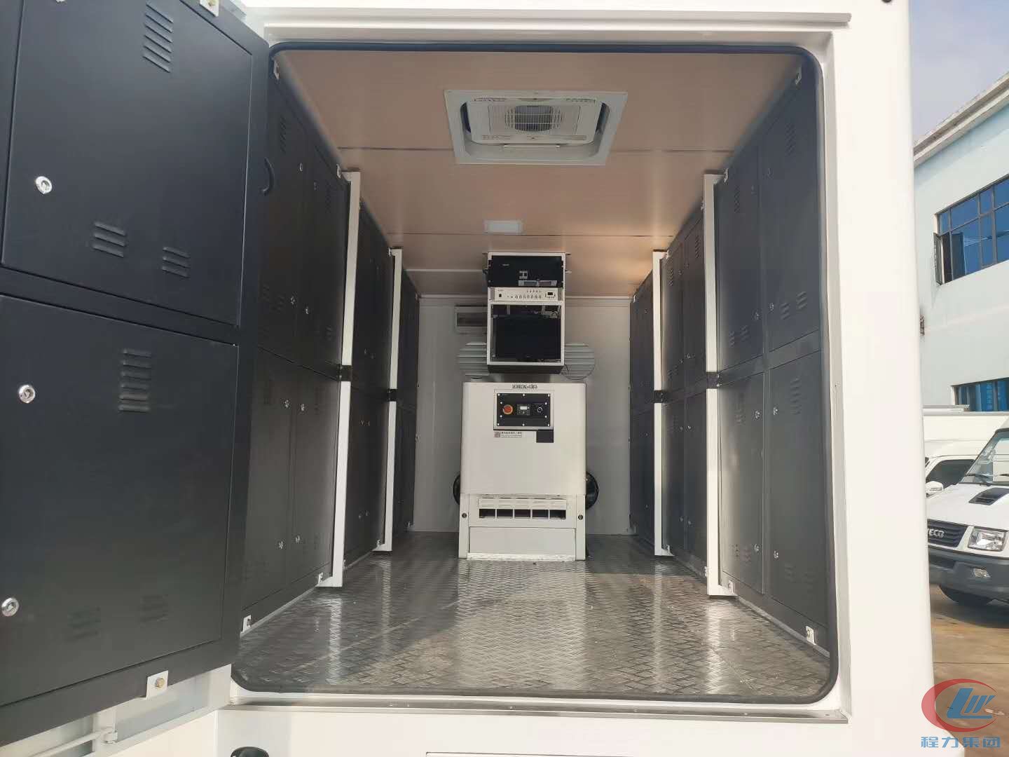 國六東風(fēng)福瑞卡廣告宣傳車