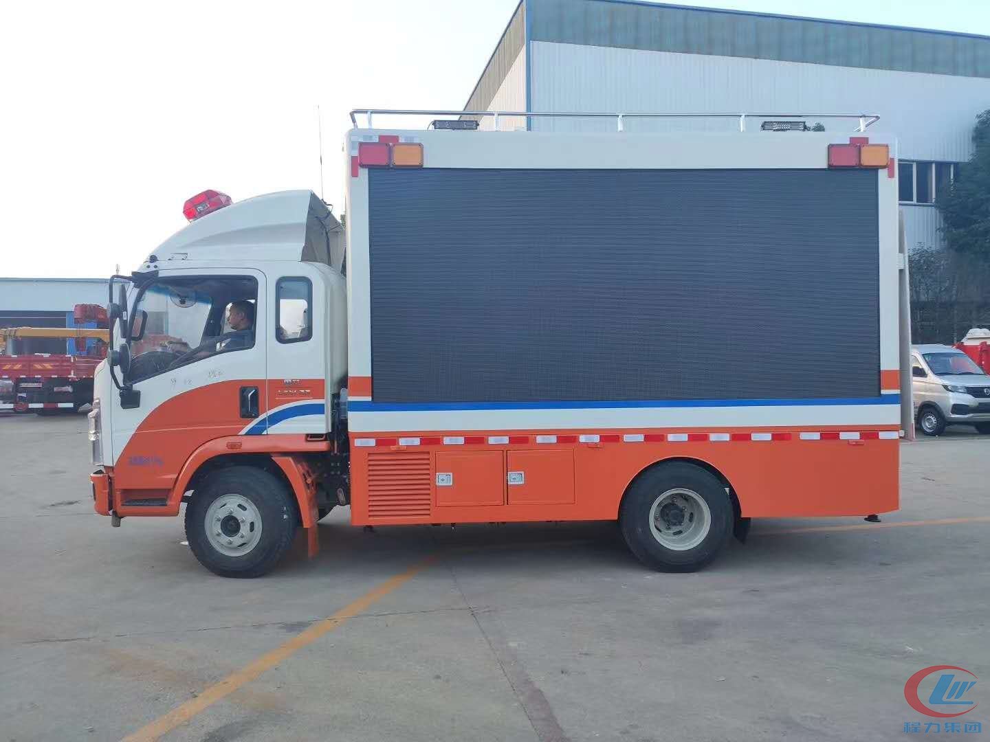 國(guó)六重汽豪沃人防應(yīng)急宣傳車(chē)