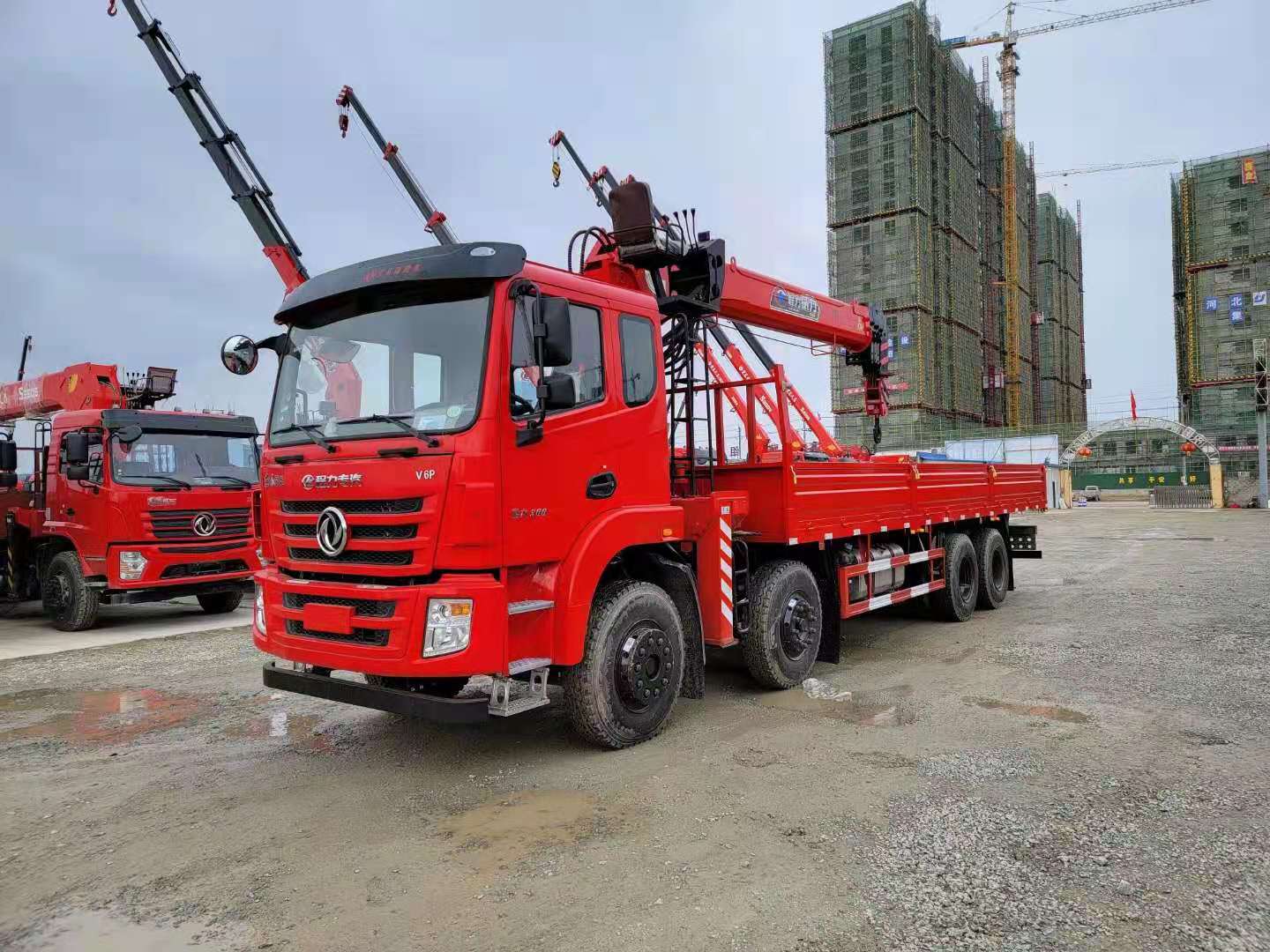 國六東風(fēng)錦程V6前四后八隨車吊