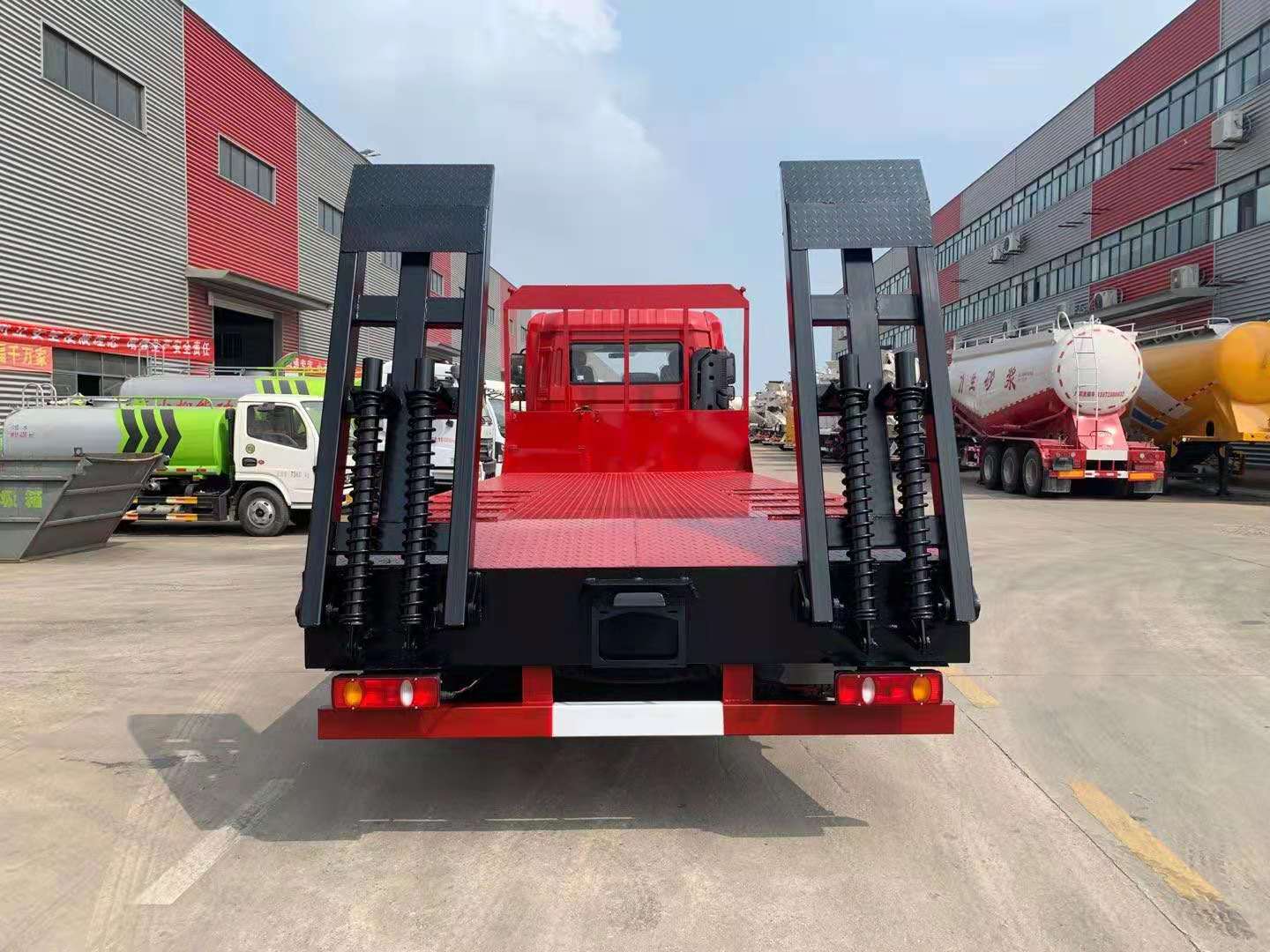 國(guó)六東風(fēng)D17-H平板運(yùn)輸車圖片