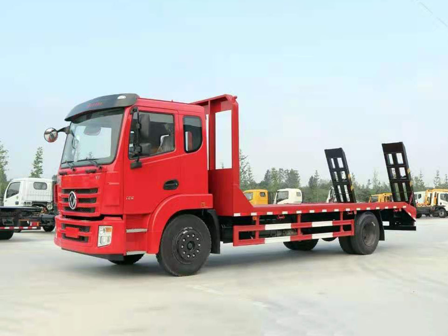 國六東風(fēng)錦程單橋平板運輸車圖片