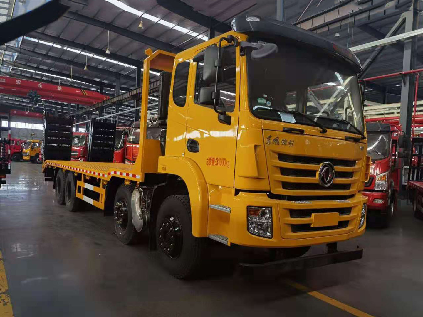 國六東風(fēng)錦程前四后八平板車圖片