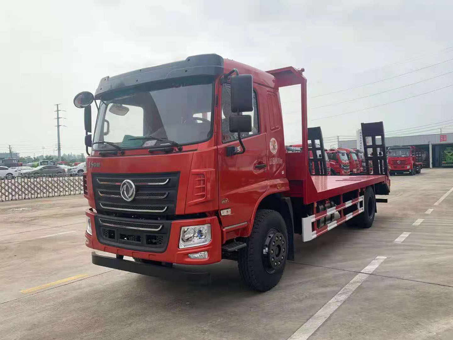 東風(fēng)華神F5國六平板運輸車