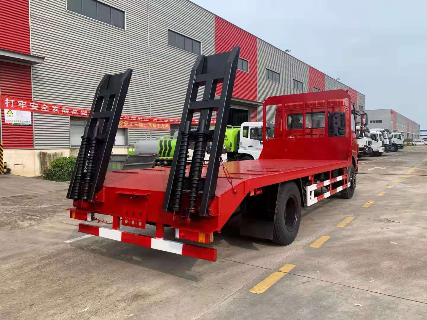 東風(fēng)華神F5國六平板運輸車