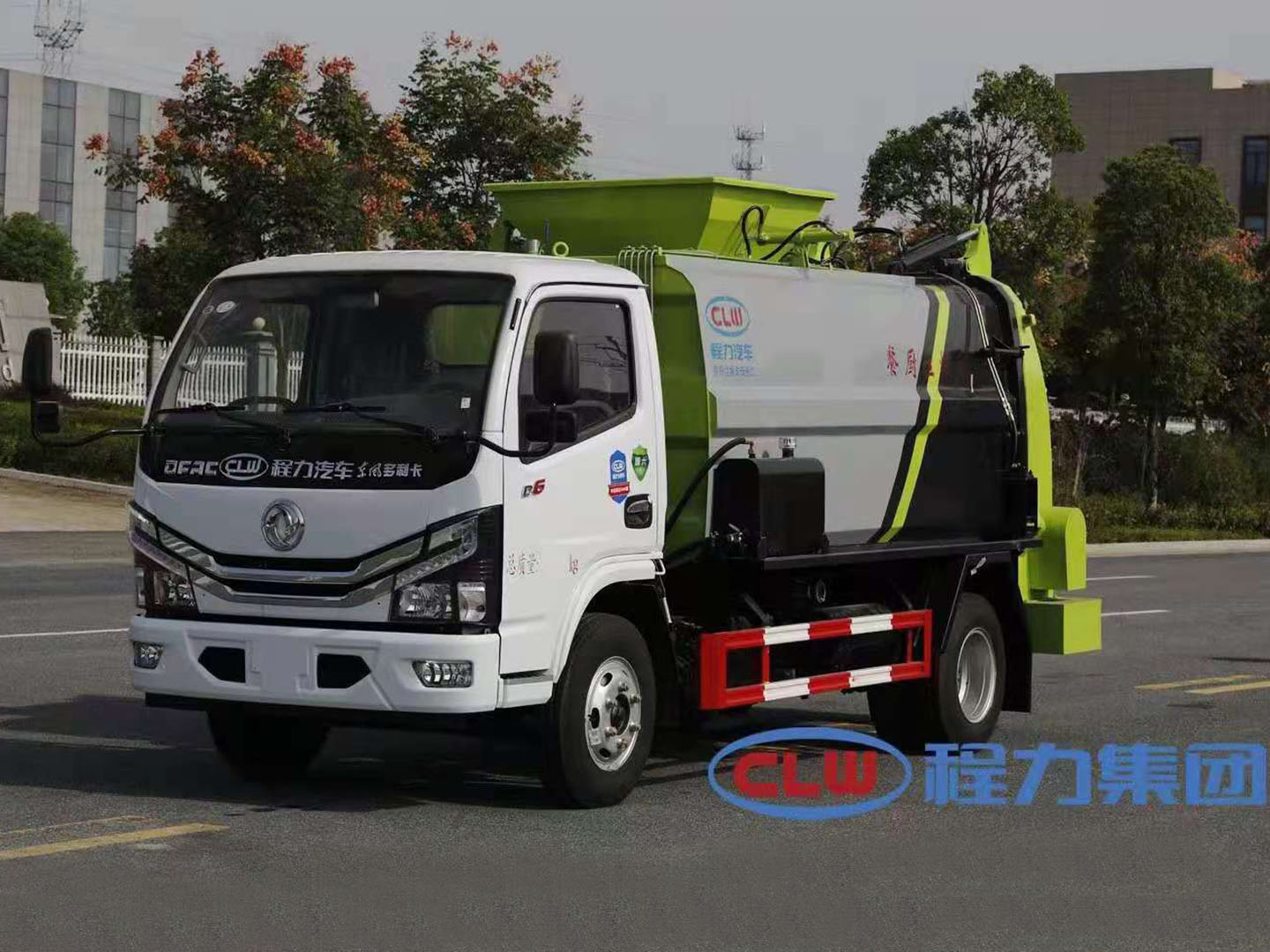 國(guó)六東風(fēng)多利卡D6（方罐）餐廚垃圾車