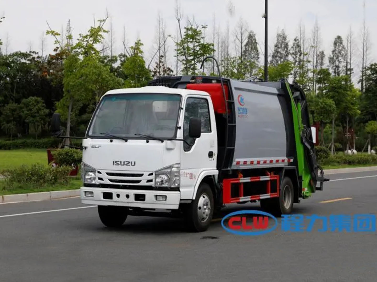 國(guó)六五十鈴6方壓縮垃圾車