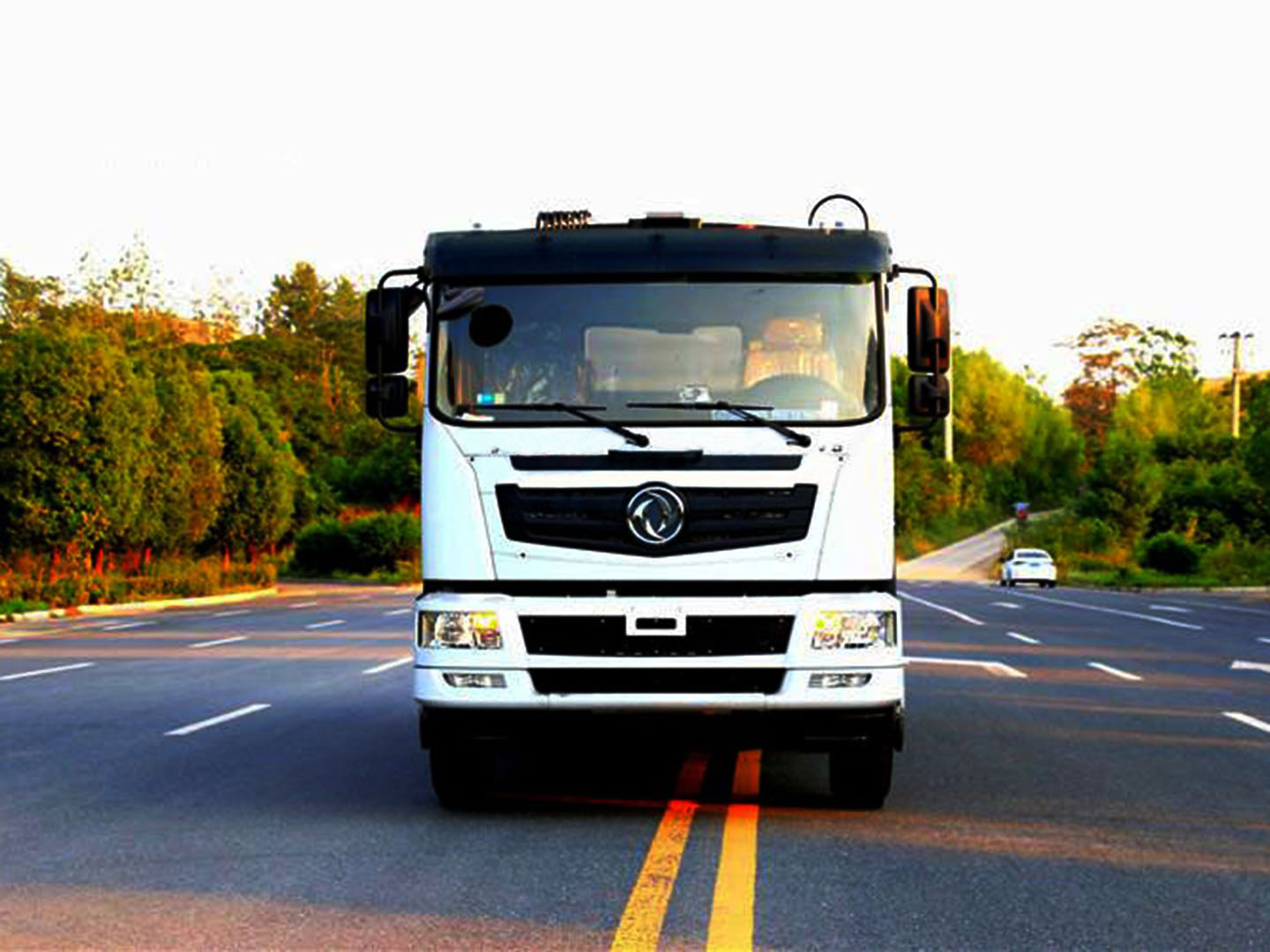 國六東風(fēng)華神后雙橋壓縮垃圾車