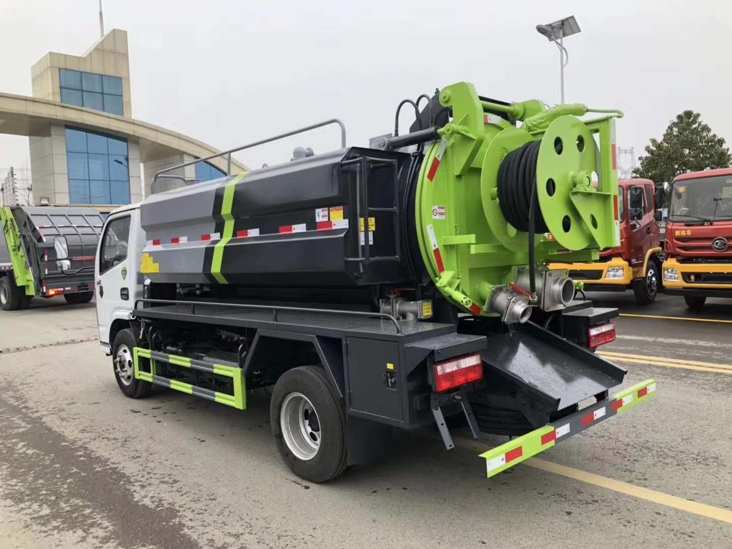 國六東風小多利卡藍牌清洗吸污車