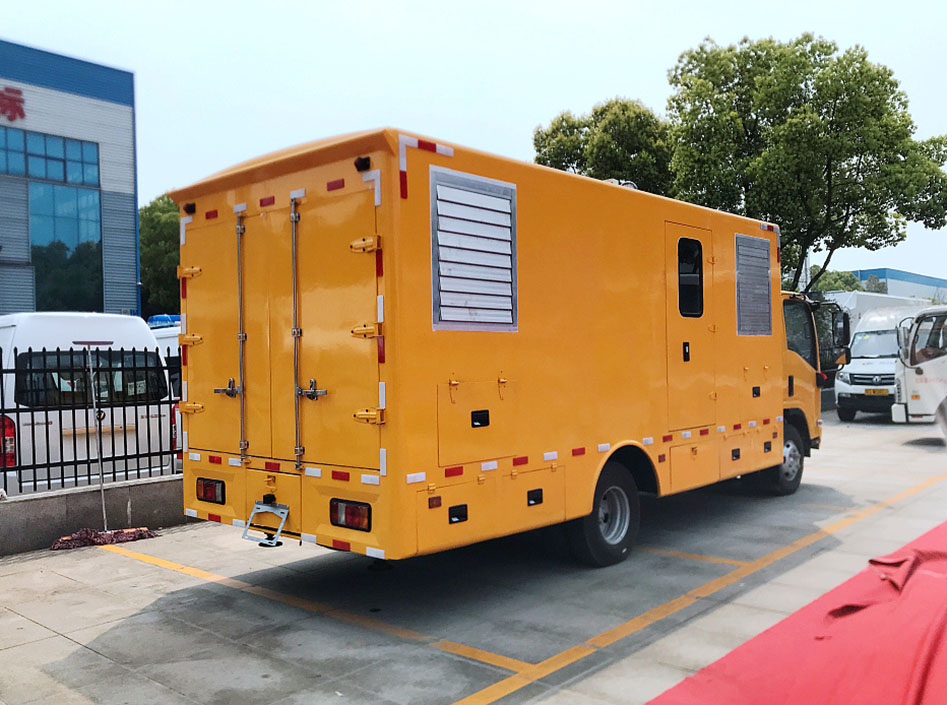 國(guó)六五十鈴移動(dòng)式電源保障車(chē)
