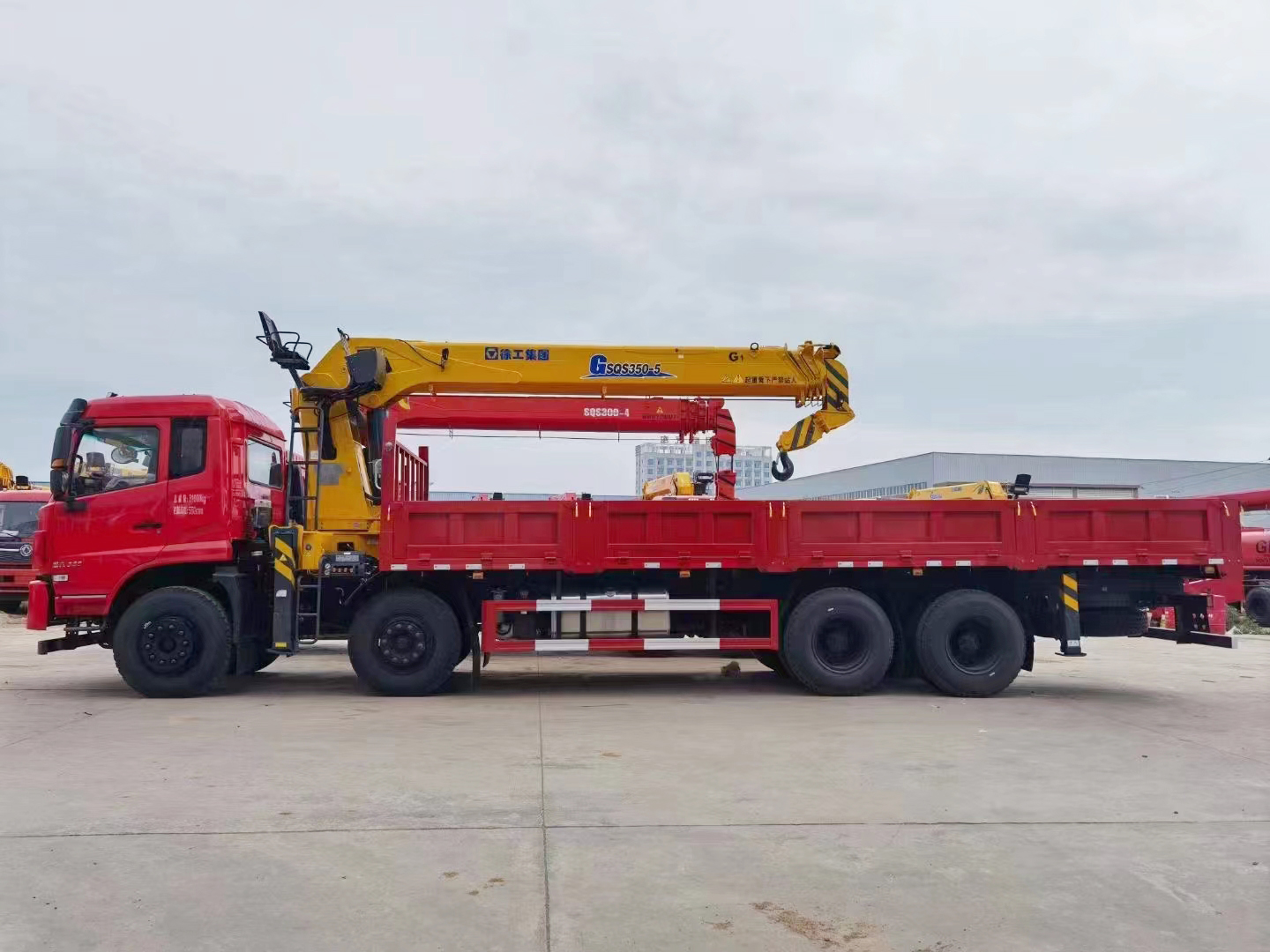 東風(fēng)K5前四后八隨車吊