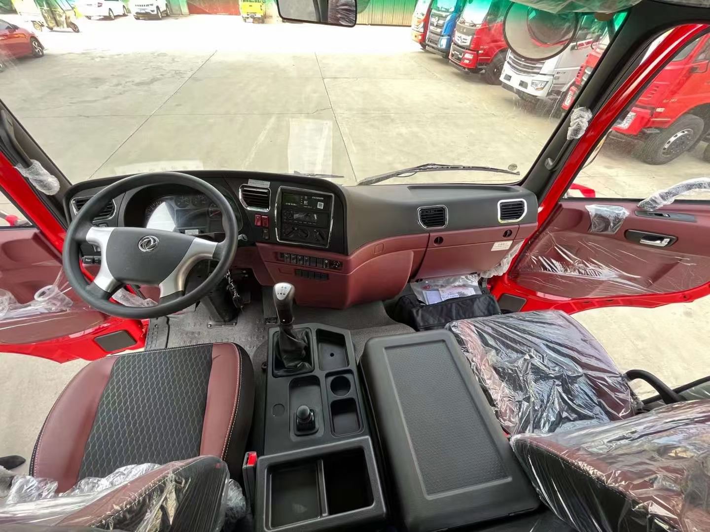 國六東?專風(fēng)?底D3S平板車