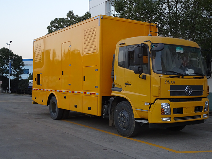 東風(fēng)天錦移動(dòng)電源車