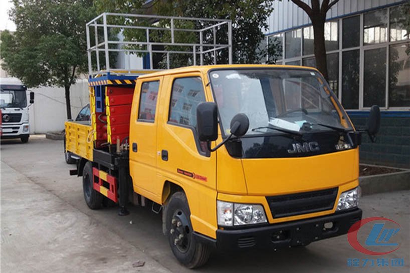 湖北程力江鈴10米升降平臺高空作業(yè)車高清圖