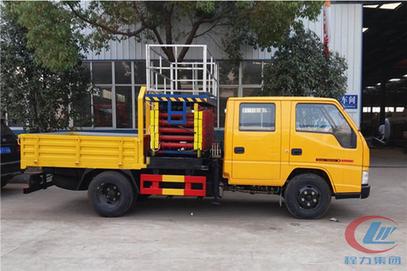 湖北程力江鈴10米升降平臺高空作業(yè)車側(cè)面圖