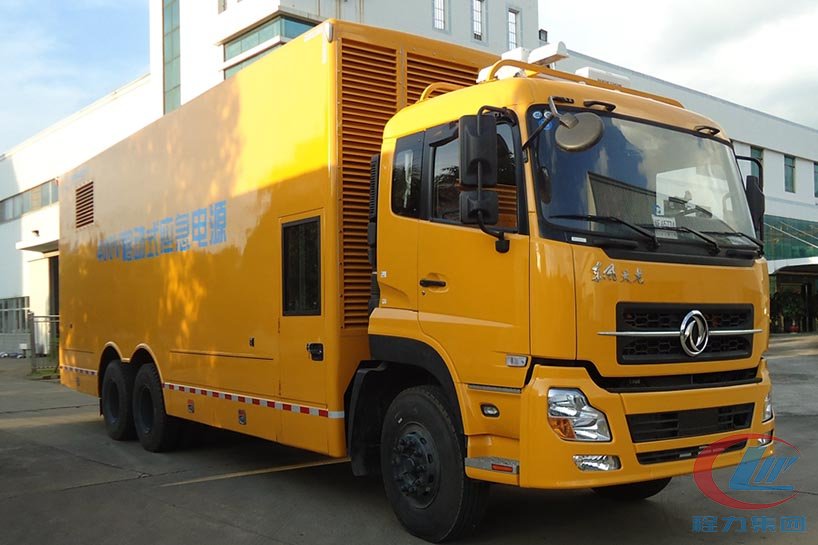 天龍后雙橋應(yīng)急電源車(chē)高清圖