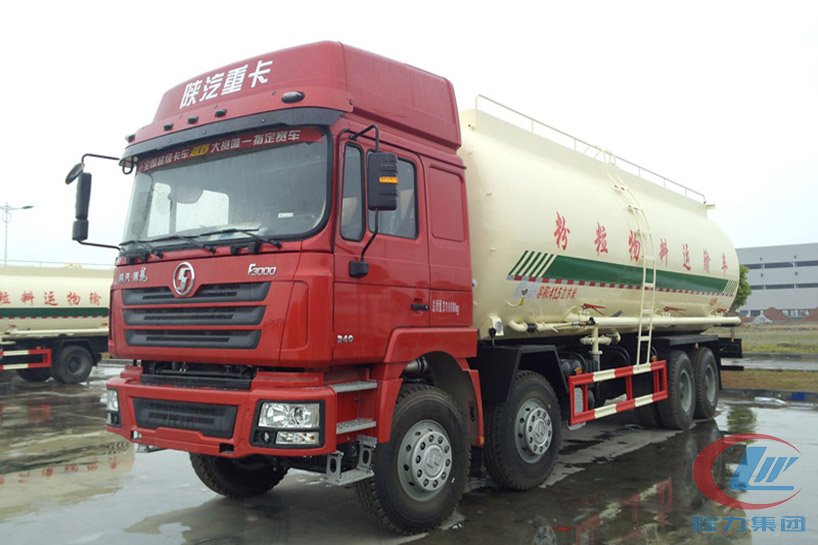 陜汽德龍F(tuán)3000前四后八國(guó)五41方粉粒物料運(yùn)輸車(chē)側(cè)面圖