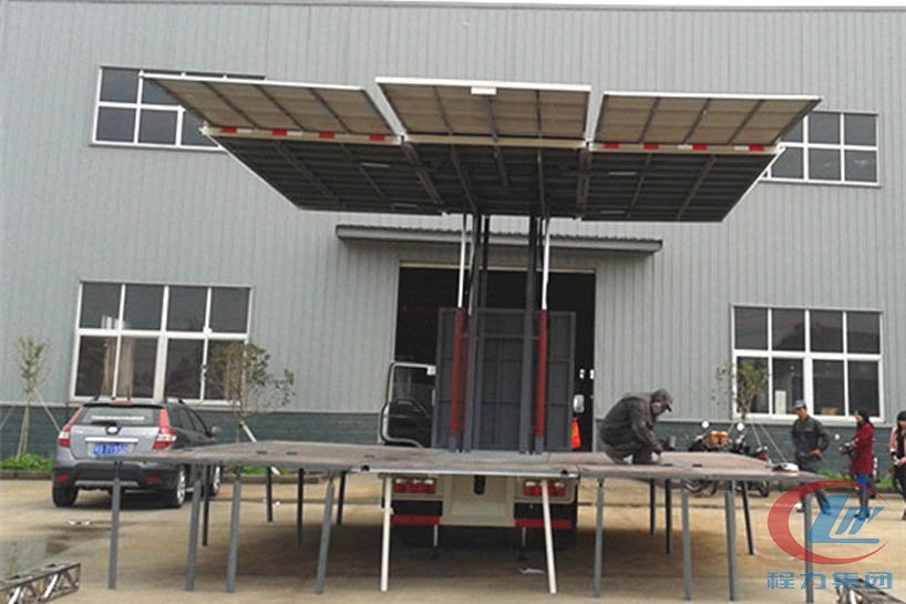 國五領(lǐng)航藍(lán)牌舞臺車側(cè)面圖