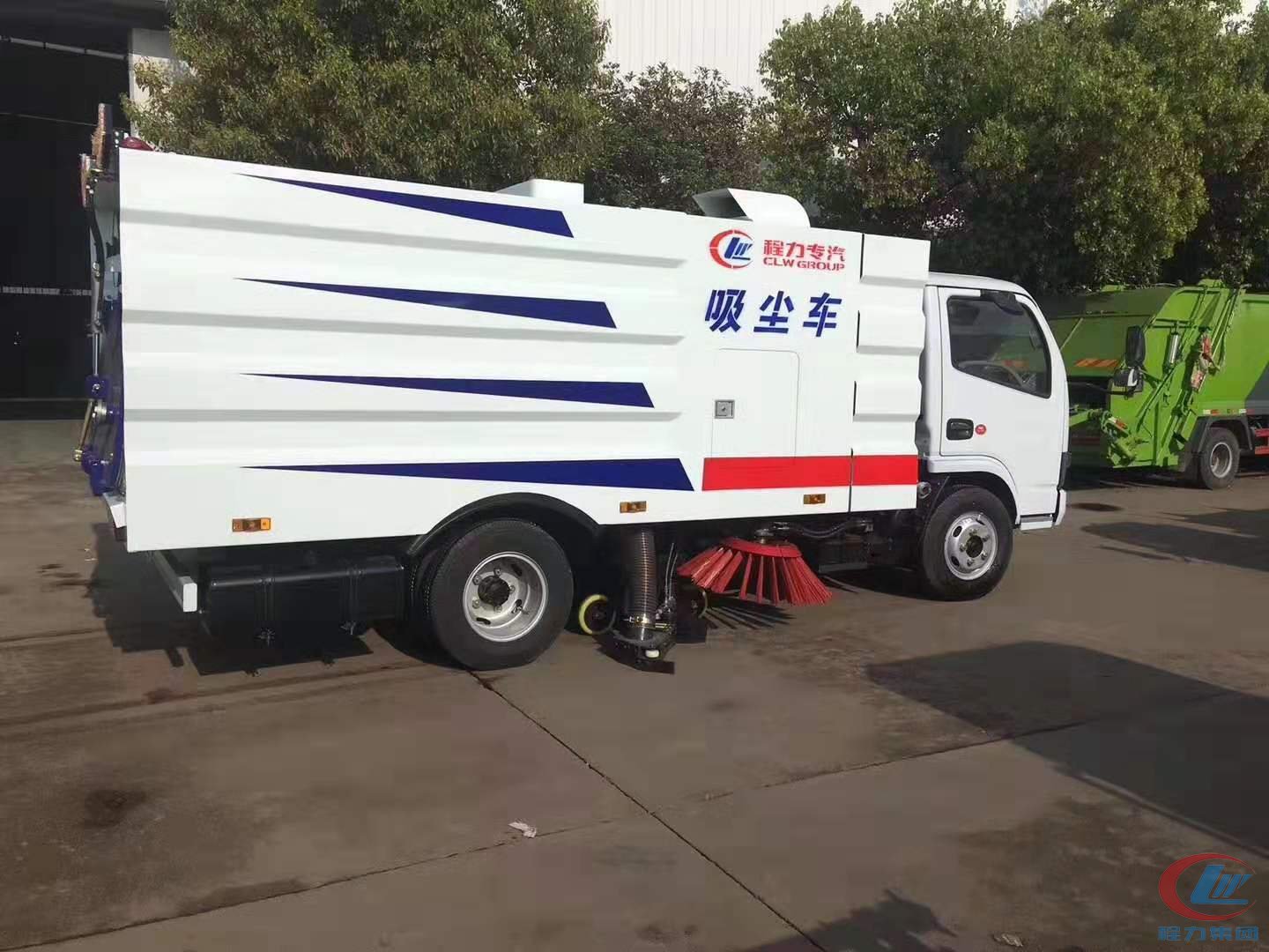 東風(fēng)小多利卡吸塵車(chē)圖片