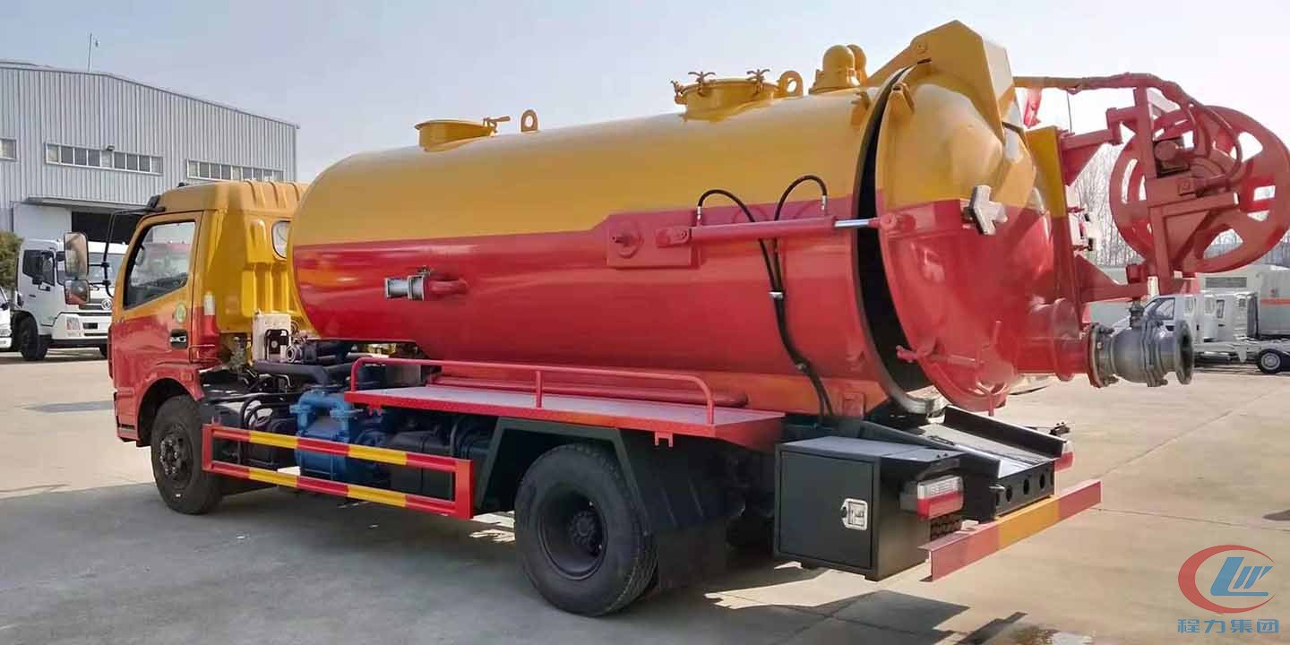 東風(fēng)多利卡D7一體罐清洗吸污車