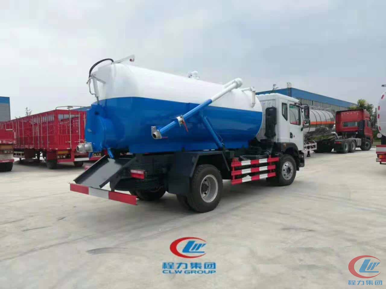 東風(fēng)多利卡D9吸污車