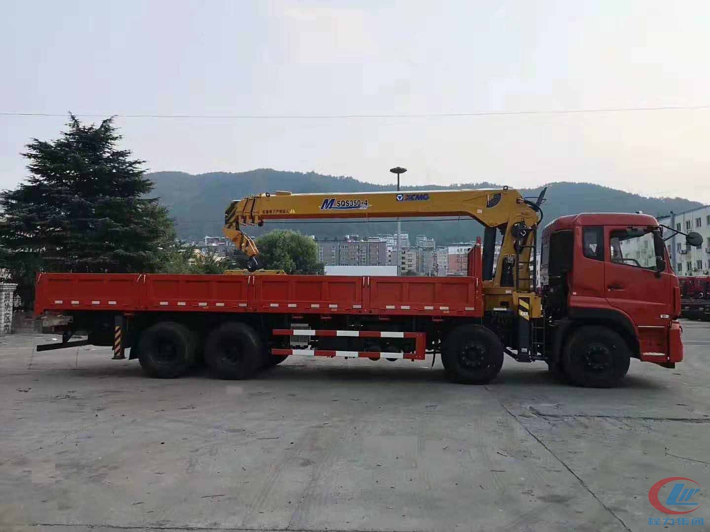 東風(fēng)天龍前四后八隨車吊