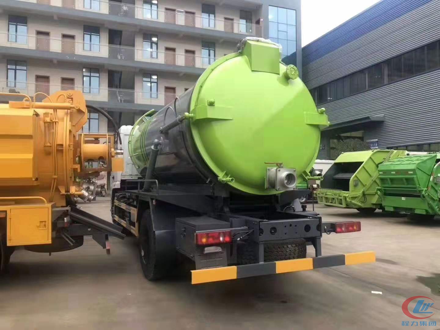 14方純吸污車(chē)