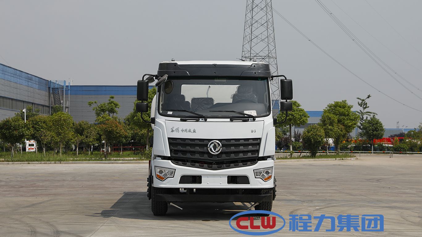 國六新款東風D3后雙橋綠化灑水車正面圖片